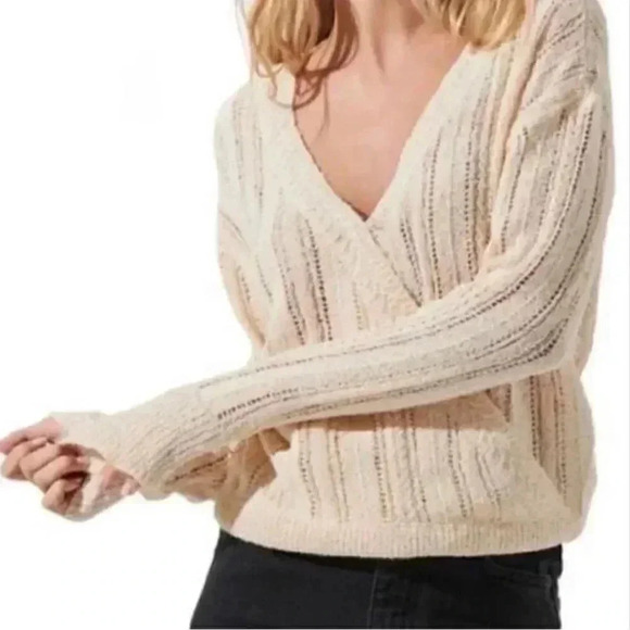 ASTR Wrap Front Pointelle Sweater In Cream Women's Size Medium NWT - Picture 1 of 6